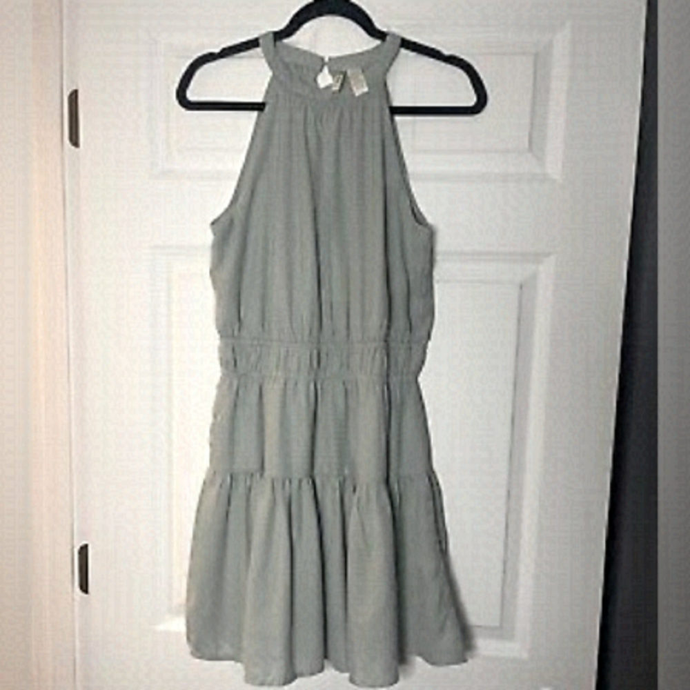 🍋 Handmade sage green sleeveless flowy dress size m